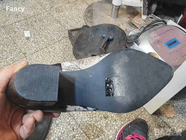 Страхотни дамски боти 40 номер , снимка 8 - Дамски боти - 53329330