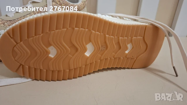 Продавам чисто нови кецове в бежов цвят, снимка 3 - Кецове - 50853784