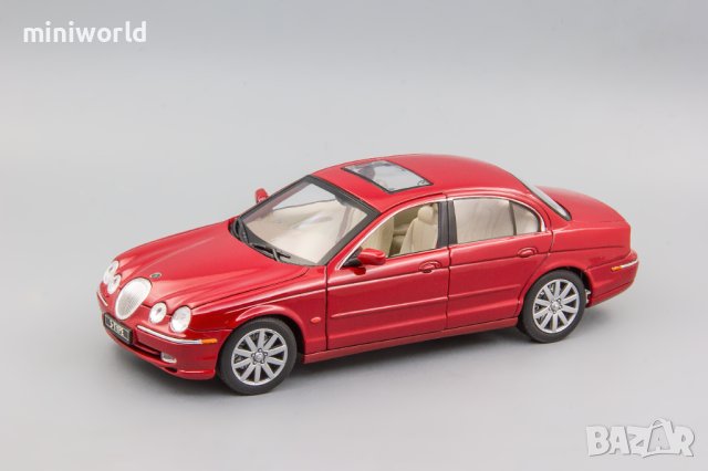 Jaguar S-Type 1999 - мащаб 1:18 на Welly модела е нов в кутия Ягуар, снимка 1 - Колекции - 44026065