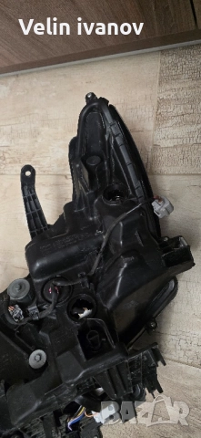 десен фар за тойота Land Cruiser, снимка 8 - Части - 52348188