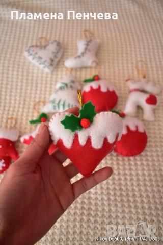 коледни играчки от филц, снимка 3 - Декорация за дома - 52749323