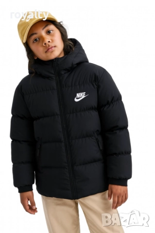 Nike Черно Детско Яке , снимка 3 - Детски якета и елеци - 52642105