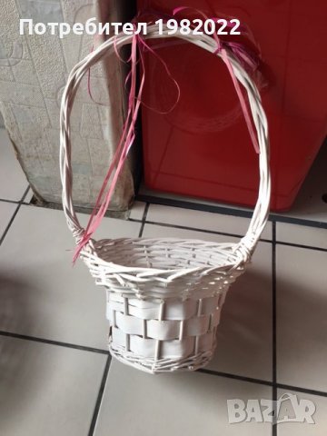 кошницa бяла за плодове, цветя, бонбони 9лв , снимка 1 - Подаръци за рожден ден - 38069677
