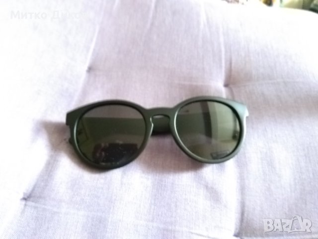 Слънчеви очила Кока Кола нови юви защита с кутия, снимка 2 - Слънчеви и диоптрични очила - 43119836