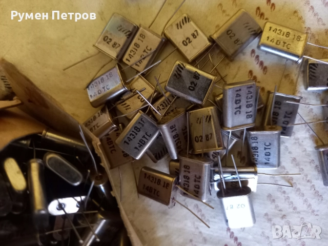 Кварцови резонатори 14318.18  / 14 ВТС, снимка 4 - Друга електроника - 52177596