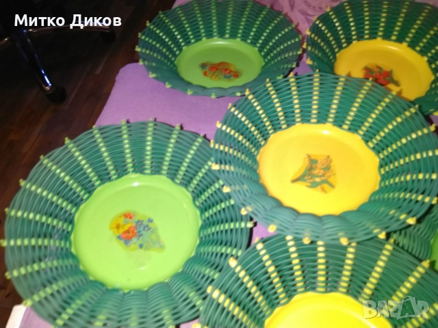 Пластмасови винтидж плодови купи неизползвани фи 190мм Н-50мм, снимка 4 - Прибори за хранене, готвене и сервиране - 52457314