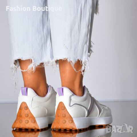 Нов модел дамски спортни обувки в бяло с лилав акцент , снимка 2 - Маратонки - 43922345