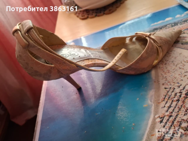 Елегантни маркови обувки и боти, снимка 5 - Дамски обувки на ток - 51269650
