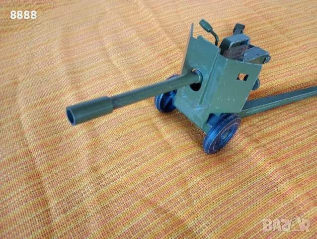 Метална играчка от 80-те години 