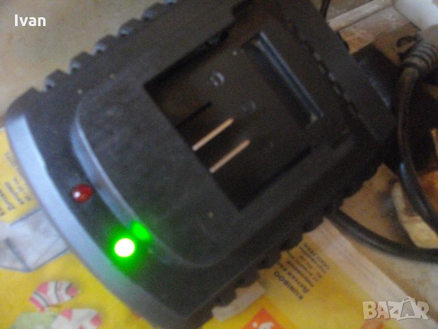 Зарядно-16,8 Волта-Литий-Йон-Тип Шейна-Немско-Ново-Meister-16,8 V-Li-ion-2,0A-56W-Germany, снимка 11 - Винтоверти - 33595114