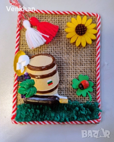 Пана за закачане на стена тип мартеничка сувенир . Битови,фолклорни модели и цветя., снимка 2 - Декорация за дома - 52938644