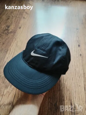 Nike Featherlight Cap - страхотна спортна шапка НОВА БЕЗ ЕТИКЕТИ, снимка 3 - Шапки - 50058595