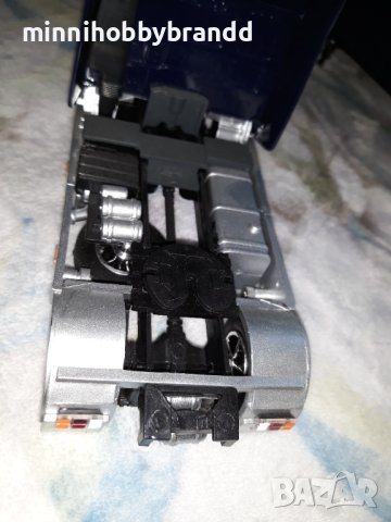 IVECO STRALIS 1:32 , снимка 9 - Колекции - 40818758