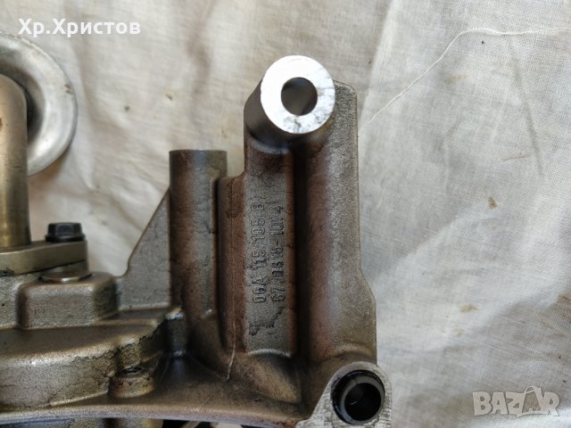 маслена помпа голф 4, снимка 2 - Части - 28601146