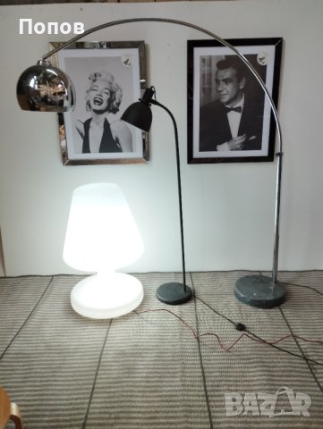 Стояща подова лампа, снимка 3 - Настолни лампи - 43661266