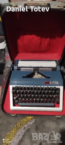 пишеща машина 