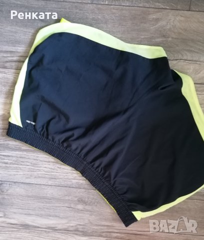 Дамски фитнес панталони Adidas, снимка 3 - Къси панталони и бермуди - 33508916