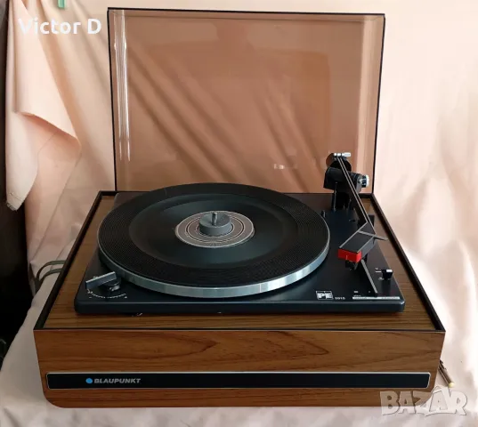 BLAUPUNKT PE 2015 - Грамофон 