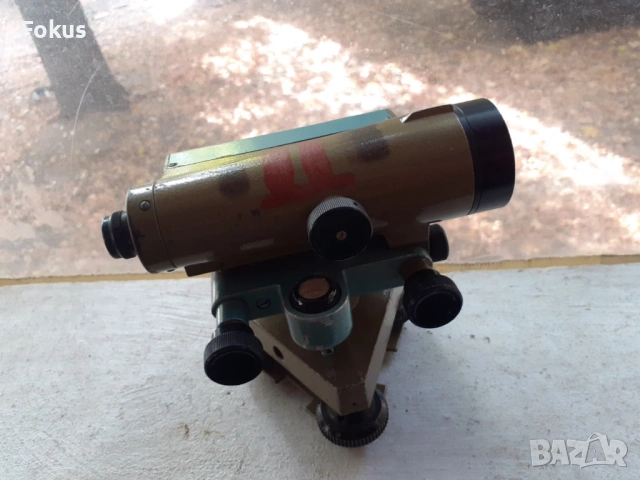 Стар военен уред бусола мерник нивелир, снимка 3 - Антикварни и старинни предмети - 53363763