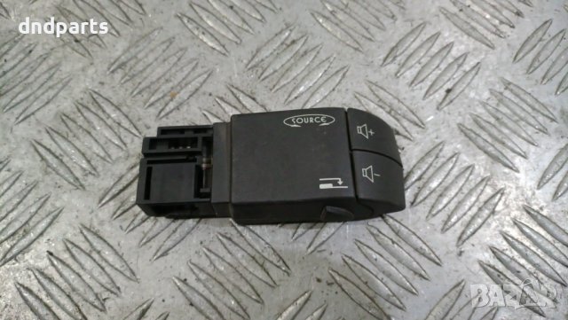 Лостче аудио управление Renault Laguna 2004г.	