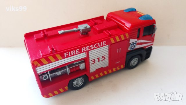 Пожарна Simba Dickie Toys MAN Fire Engine , снимка 4 - Колекции - 43569515