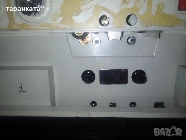 касетофон в незнайно състояние нямам кабел да го пробвам 