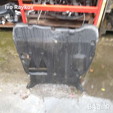 Подкалници,Кора-двигател ,Пласмаси ,жабка, Волво В70, снимка 2 - Части - 43296371