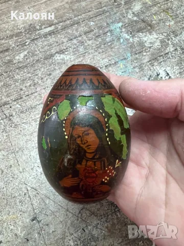 Старо, дървено яйце с нарисувани религиозни мотиви , снимка 5 - Други ценни предмети - 47368078