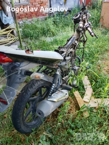 Продавам мотоциклет Хонда, снимка 3 - Мотоциклети и мототехника - 51161522