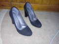 Велурени токчета, снимка 1 - Дамски обувки на ток - 26929432