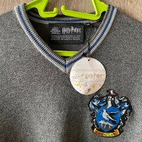 Нов, с етикет пуловер Harry Potter-размер XS, но според мен добре и за S, снимка 2 - Блузи с дълъг ръкав и пуловери - 43700475