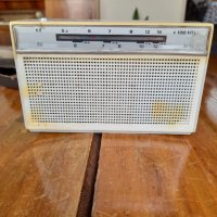 Старо радио,радиоприемник, снимка 3 - Антикварни и старинни предмети - 32490171
