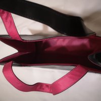 Нова дамска чанта за ръка черна с тъмно розово пакет, снимка 3 - Чанти - 37695795