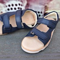 Английски детски сандали естествена кожа-CLARKS , снимка 5 - Детски сандали и чехли - 40725060