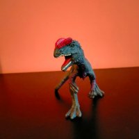 Колекционерска фигурка Schleich Dinosaurs Dilophosaurus McDonalds 2020, снимка 7 - Колекции - 37969945