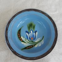 Рисувана керамична чиния. , снимка 1 - Антикварни и старинни предмети - 32369033