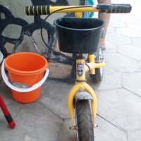 Продавам детско колело за бутане, снимка 2 - Детски велосипеди, триколки и коли - 26359804