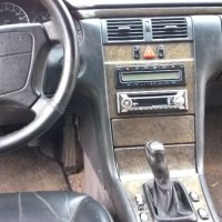 MERCEDES E200 БЕНЗИН. НА ЧАСТИ, снимка 4 - Автомобили и джипове - 33558004