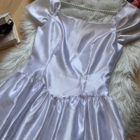 Нова сатенена бяла рокля, снимка 2 - Рокли - 36804963