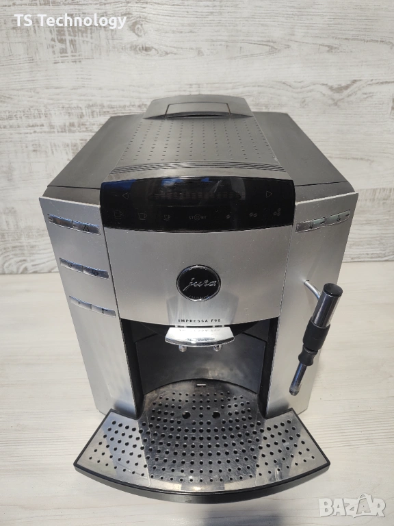 ГАРАНЦИЯ ! JURA Impressa F90 Touch/ Кафеавтомат - робот, снимка 1