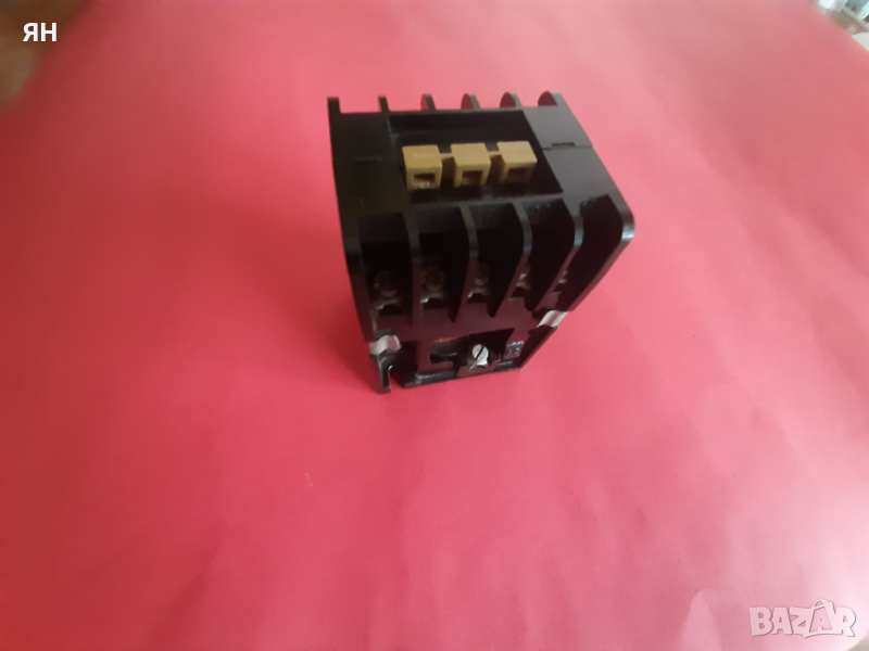 Български Контактор К6Е ,500V ,6А,5НО Контакта,бобина-220V, снимка 1
