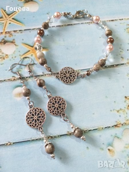 Прекрасен комплект бижута гривна и обици с Лечебният камък Майфанит и Планински кристали , снимка 1