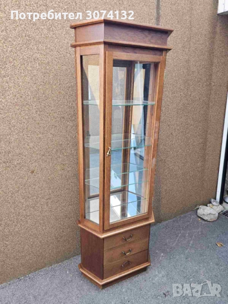 Конзолна витрина с осветление, снимка 1