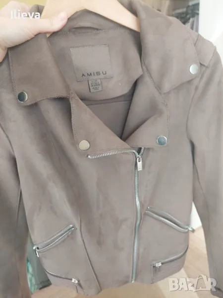 Модерно дамско късо яке, снимка 1