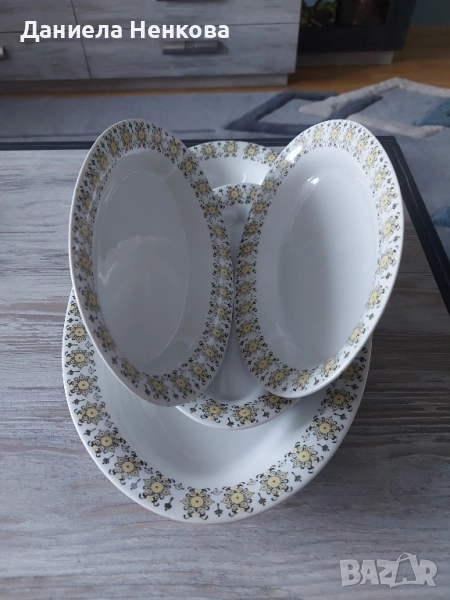 Комплект керамични овални чинии за сервиране , снимка 1
