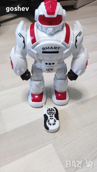 Радиоуправляем робот изстрелаващ дискове Iron soldier, снимка 1