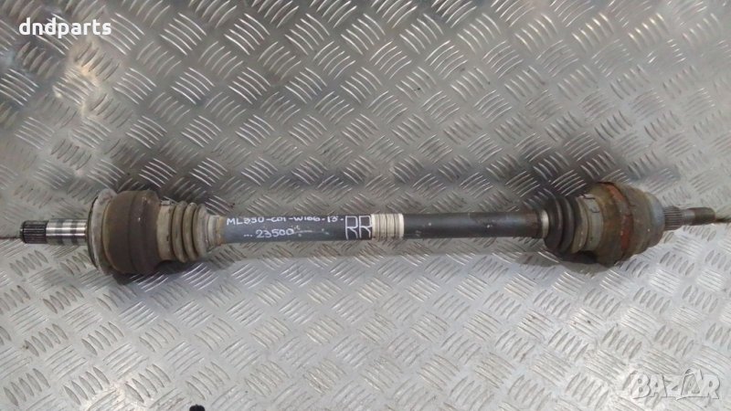 Задна полуоска Mercedes ML350 CDI W166 2013г.(задна дясна)	, снимка 1