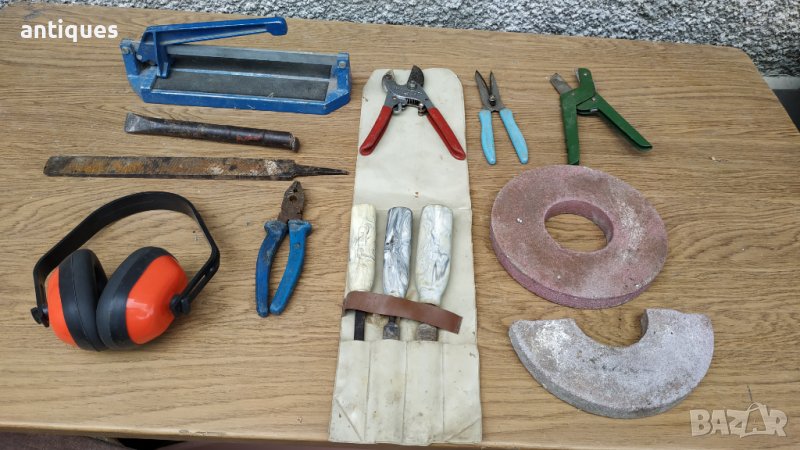 ЛОТ инструменти от соц-а - длета, машина за плочки и други, снимка 1
