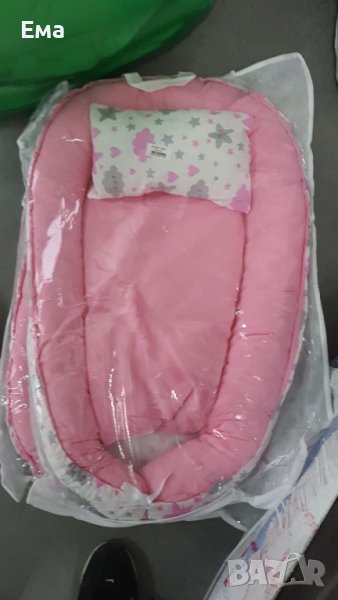 Двулицеви гнезда , снимка 1