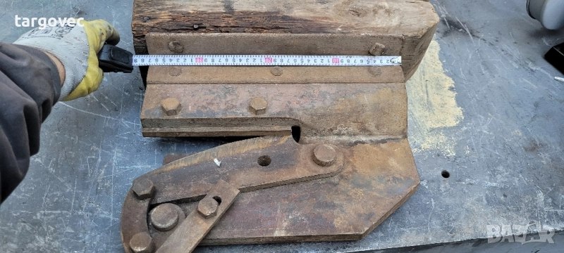 старинна огромна германска гилотина за метал, снимка 1